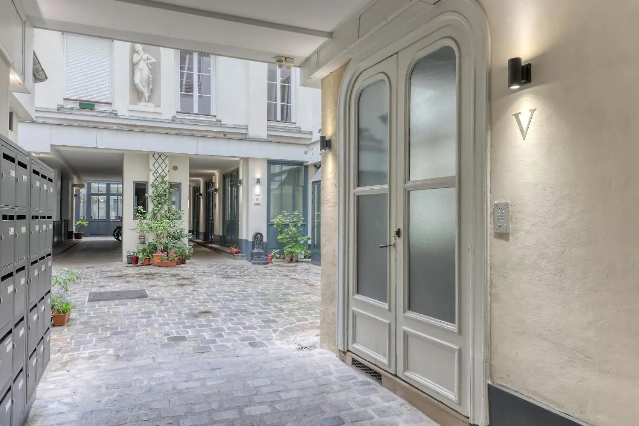 Gorgeous 2 Bdrs Flat In A Prime Location - Opera Apartment Paris